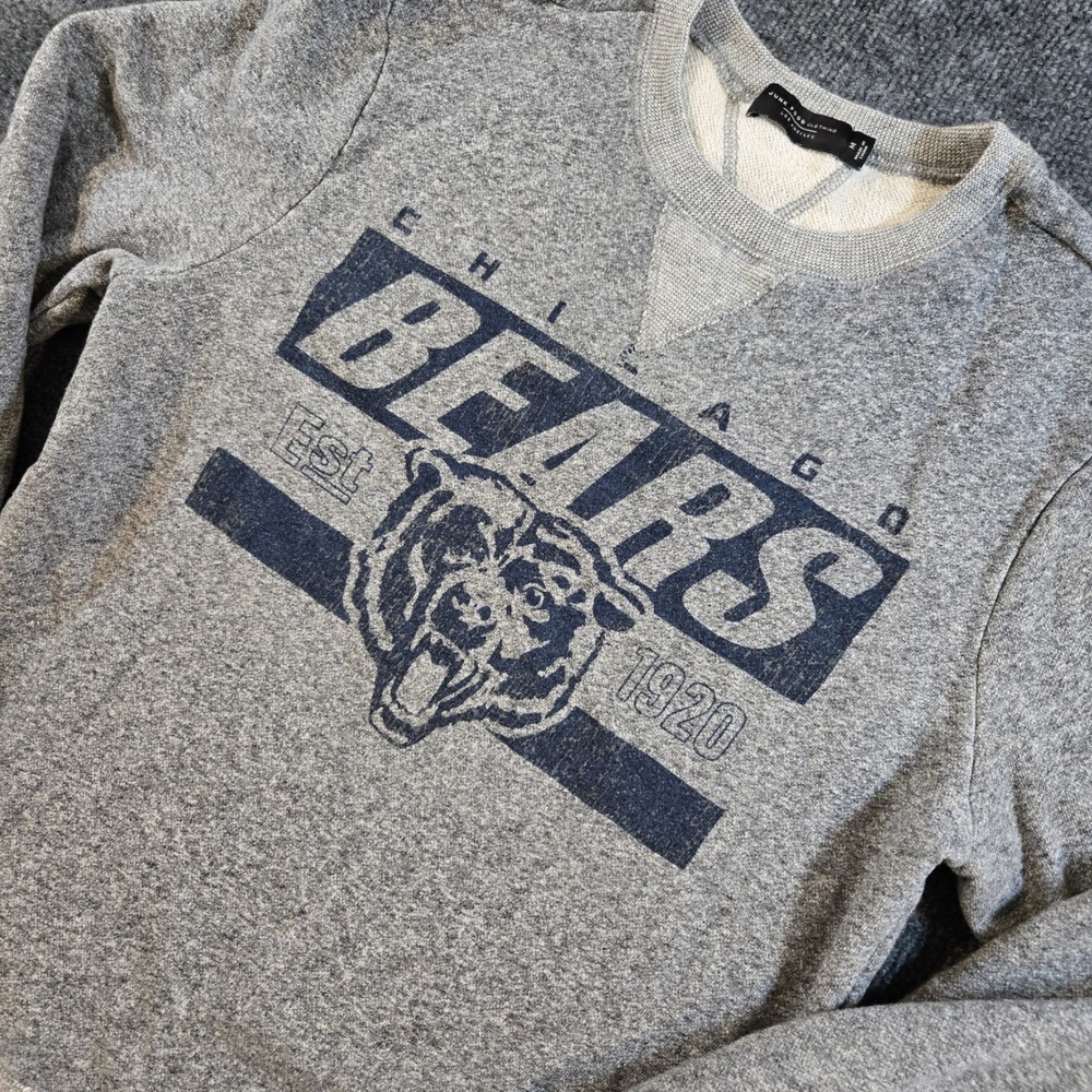 Chicago Bears Junk Food Clothing Vintage V-Stitch Sweatshirt Gray NFL Gameday M